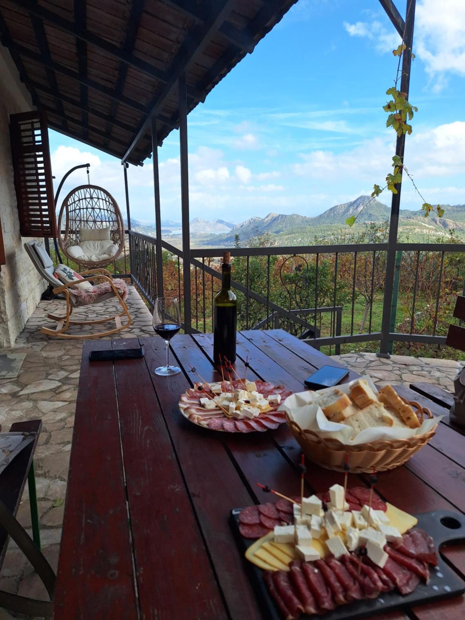 Banjo Rustic House Lake View Virpazar Eksteriør bilde