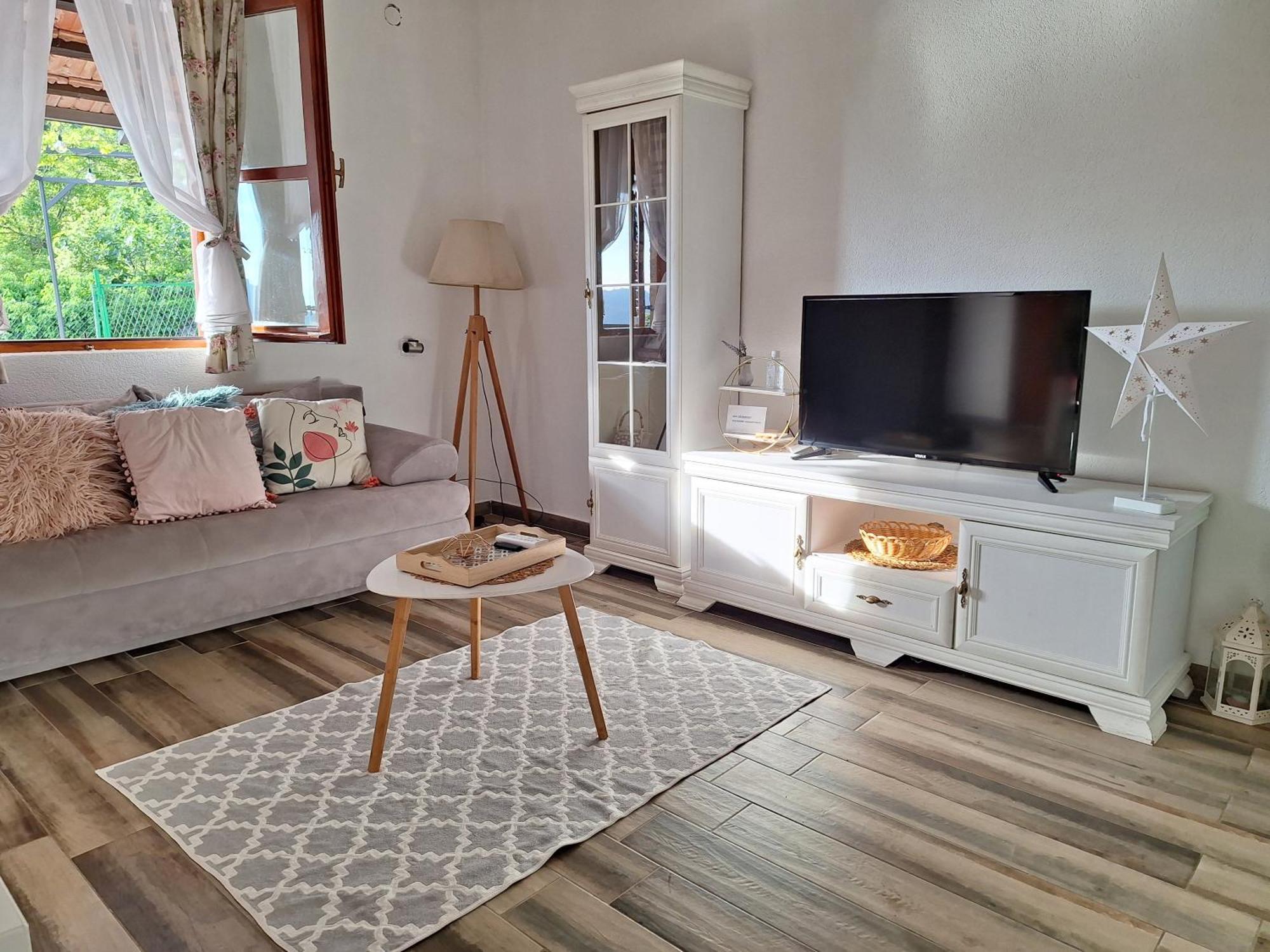 Banjo Rustic House Lake View Virpazar Eksteriør bilde